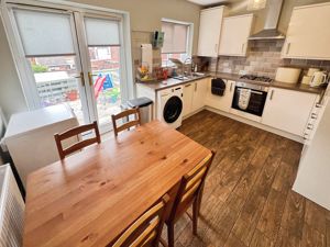 Dining kitchen- click for photo gallery